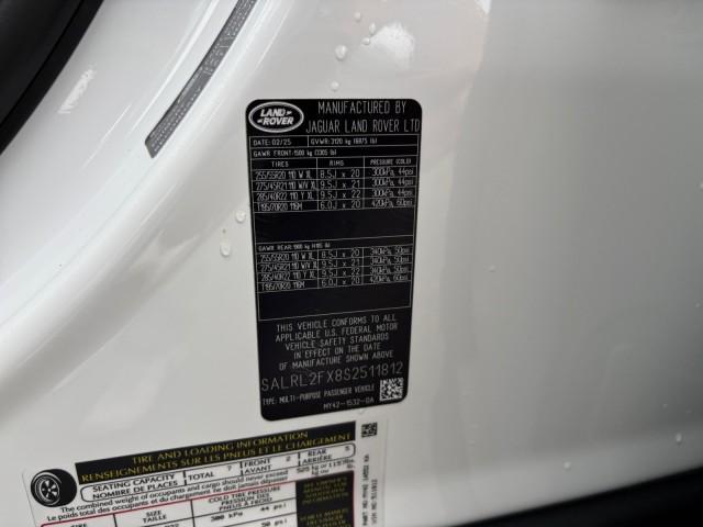 new 2025 Land Rover Discovery car, priced at $76,668