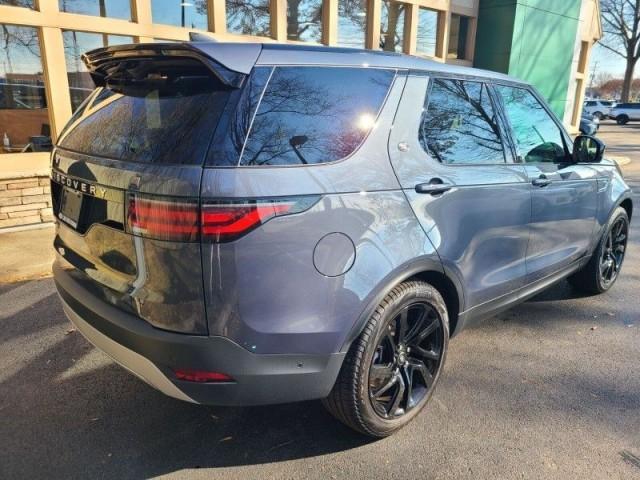 new 2024 Land Rover Discovery car, priced at $69,558