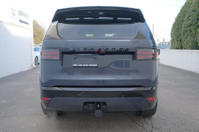 new 2025 Land Rover Discovery car, priced at $86,118