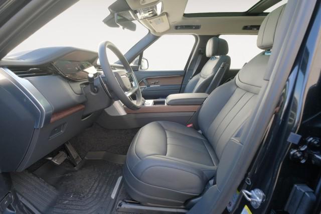 new 2025 Land Rover Range Rover car, priced at $154,360