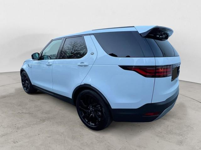 used 2024 Land Rover Discovery car, priced at $55,995