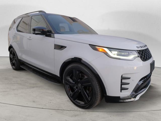 new 2025 Land Rover Discovery car, priced at $80,525