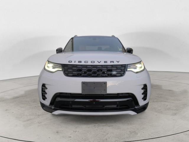 new 2025 Land Rover Discovery car, priced at $80,525