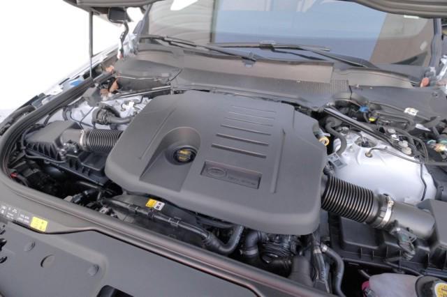 new 2025 Land Rover Discovery car, priced at $80,525