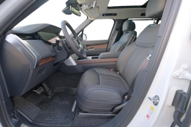 new 2025 Land Rover Range Rover car, priced at $154,360
