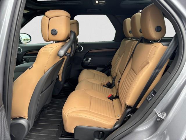 new 2025 Land Rover Discovery car, priced at $79,318