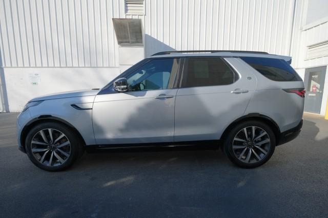 used 2021 Land Rover Discovery car, priced at $45,995