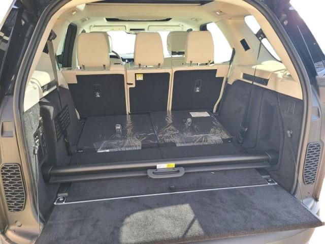 used 2024 Land Rover Discovery car, priced at $56,995
