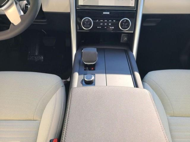 used 2024 Land Rover Discovery car, priced at $56,995