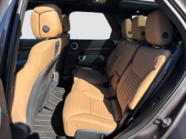 new 2025 Land Rover Discovery car, priced at $85,068