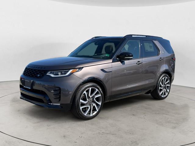 new 2025 Land Rover Discovery car, priced at $85,068