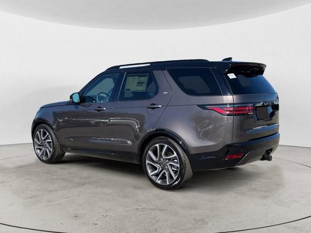 new 2025 Land Rover Discovery car, priced at $85,068