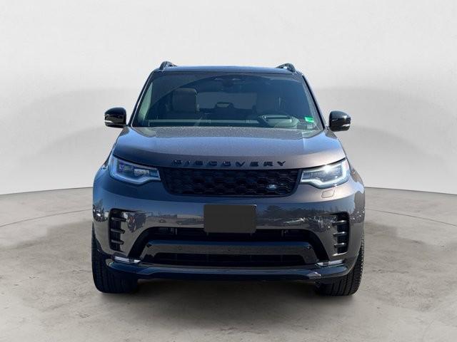 new 2025 Land Rover Discovery car, priced at $85,068