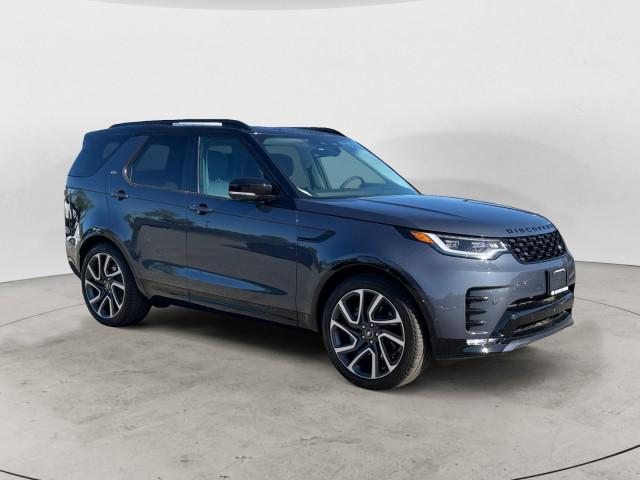 new 2025 Land Rover Discovery car, priced at $77,468