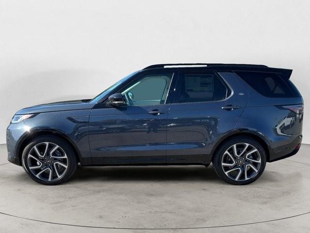 new 2025 Land Rover Discovery car, priced at $77,468