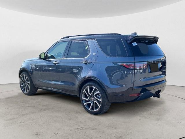 new 2025 Land Rover Discovery car, priced at $77,468