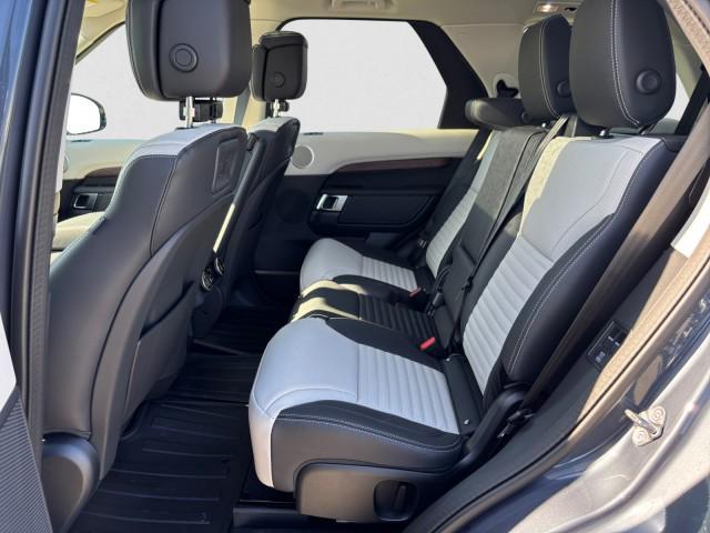 new 2025 Land Rover Discovery car, priced at $77,468