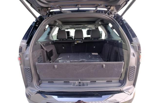used 2023 Land Rover Discovery car, priced at $56,995