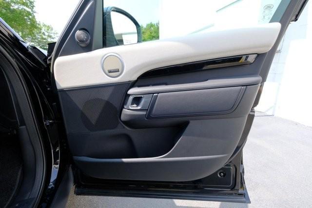 used 2023 Land Rover Discovery car, priced at $54,995