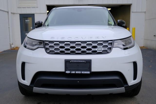 used 2024 Land Rover Discovery car, priced at $61,995