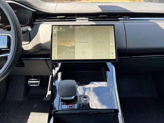 new 2025 Land Rover Range Rover Sport car, priced at $135,655