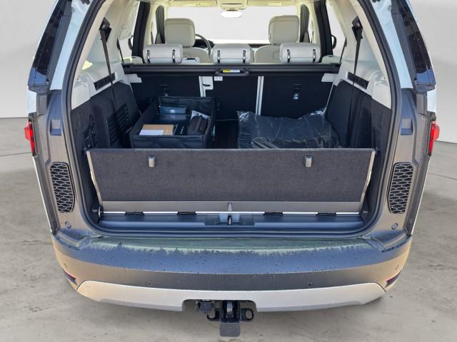 new 2025 Land Rover Discovery car, priced at $71,268
