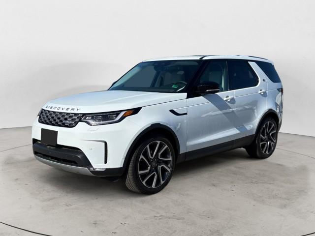 new 2025 Land Rover Discovery car, priced at $71,268