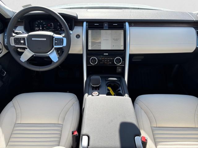new 2025 Land Rover Discovery car, priced at $71,268