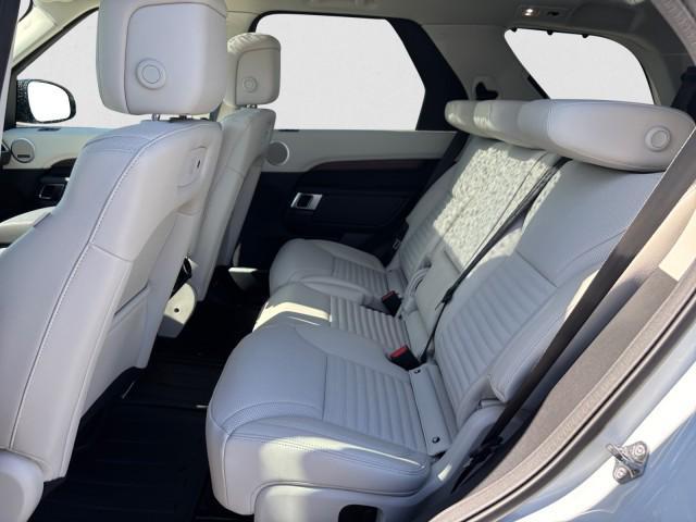 new 2025 Land Rover Discovery car, priced at $71,268