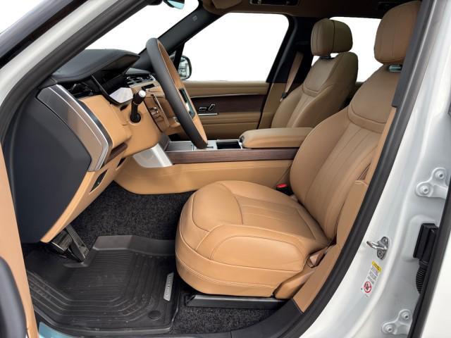 new 2025 Land Rover Range Rover car, priced at $137,380