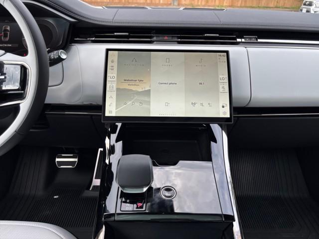 new 2025 Land Rover Range Rover Sport car, priced at $109,240