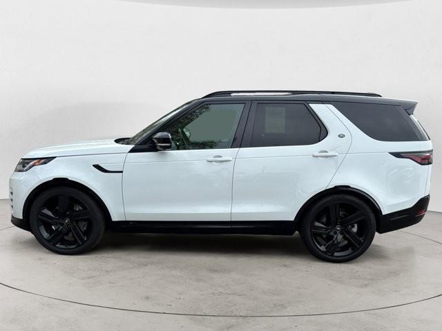used 2022 Land Rover Discovery car, priced at $48,995