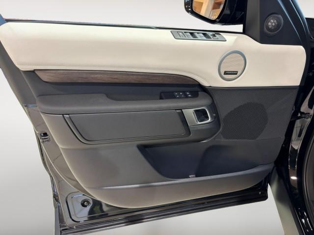 new 2024 Land Rover Discovery car, priced at $70,758