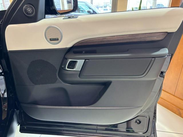 new 2024 Land Rover Discovery car, priced at $70,758
