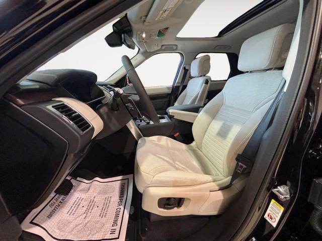 new 2024 Land Rover Discovery car, priced at $70,758