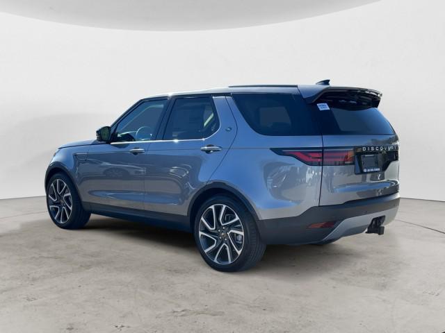 new 2025 Land Rover Discovery car, priced at $72,218