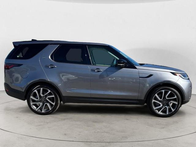 new 2025 Land Rover Discovery car, priced at $72,218