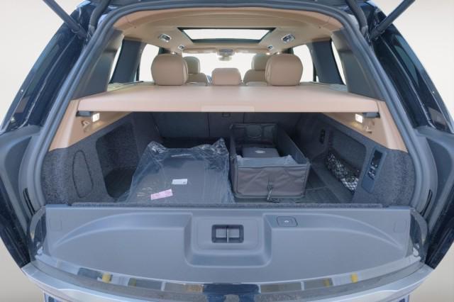 new 2025 Land Rover Range Rover car, priced at $134,130