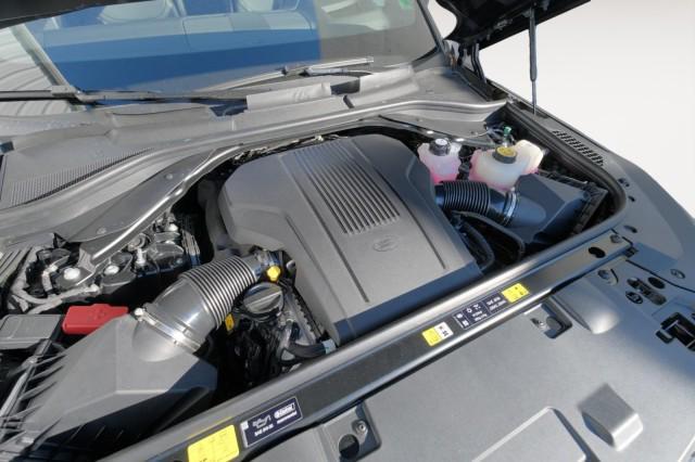 new 2025 Land Rover Range Rover Sport car, priced at $131,260