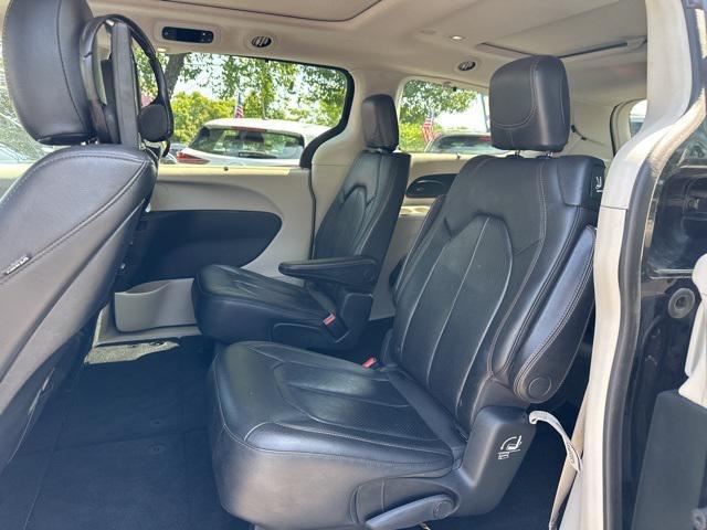 used 2018 Chrysler Pacifica car, priced at $15,479