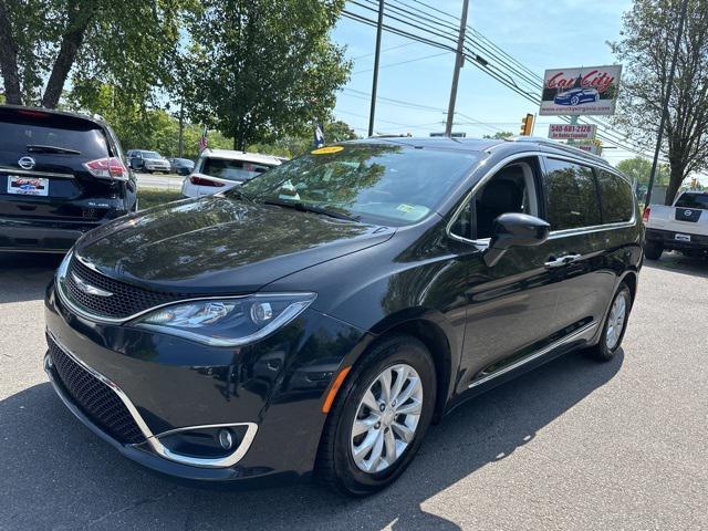 used 2018 Chrysler Pacifica car, priced at $15,479