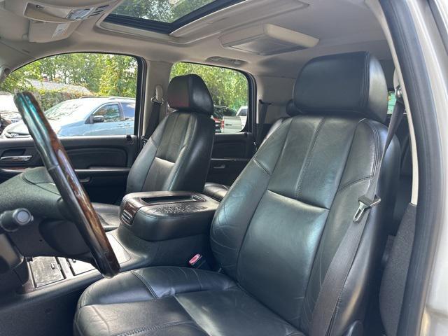 used 2008 GMC Yukon car, priced at $6,979