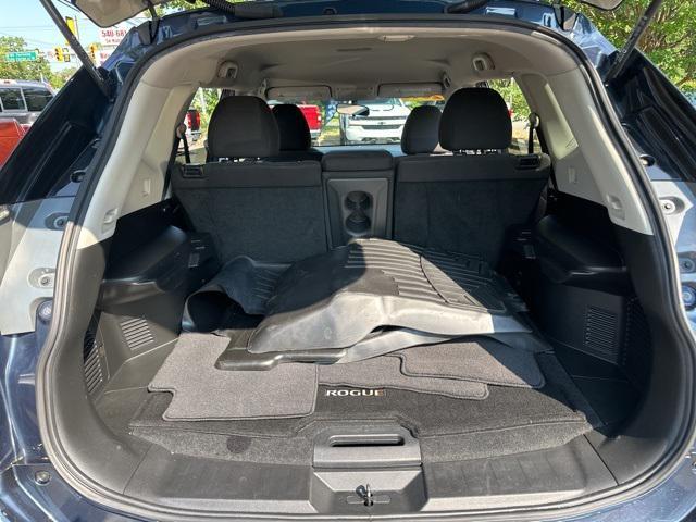 used 2016 Nissan Rogue car, priced at $9,989