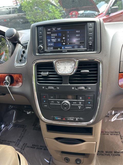 used 2016 Chrysler Town & Country car, priced at $9,779