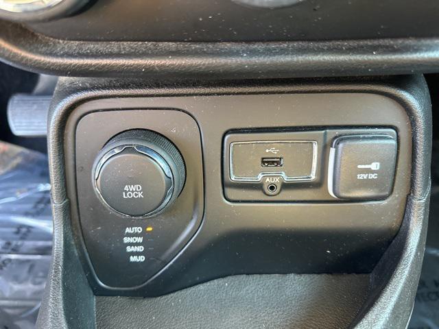 used 2015 Jeep Renegade car, priced at $9,989
