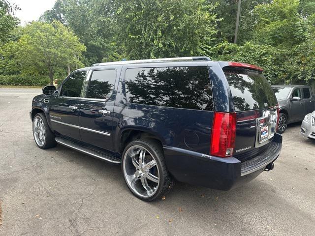 used 2007 Cadillac Escalade ESV car, priced at $6,979