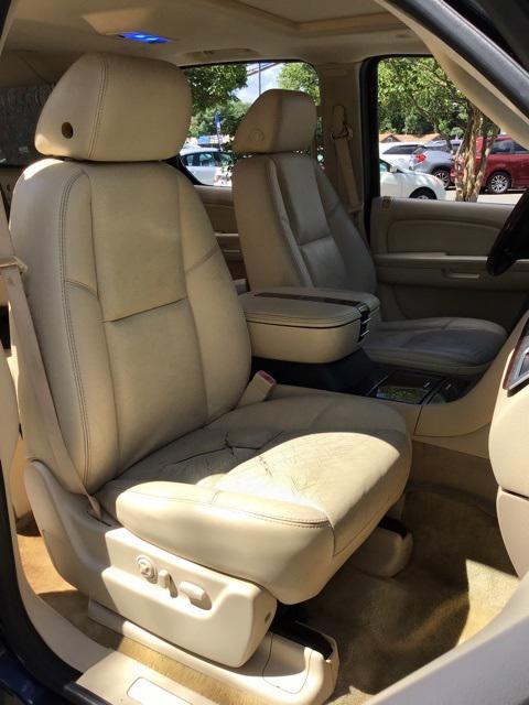 used 2007 Cadillac Escalade ESV car, priced at $6,979