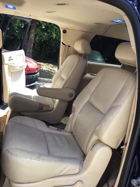used 2007 Cadillac Escalade ESV car, priced at $6,979