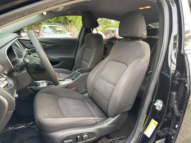 used 2018 Chevrolet Malibu car, priced at $11,131
