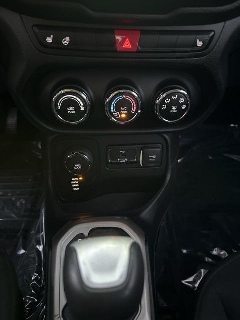 used 2015 Jeep Renegade car, priced at $8,979